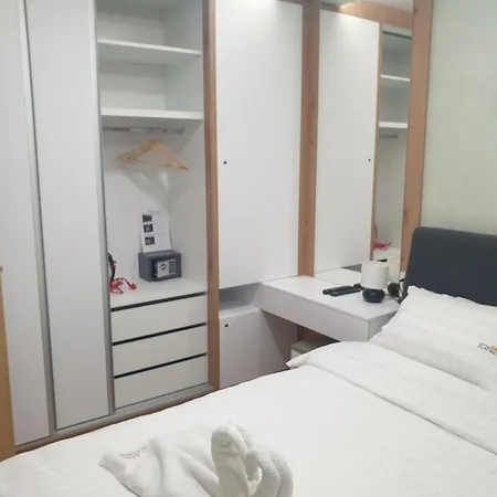 Apartment Dnd Lux Sa Garazom