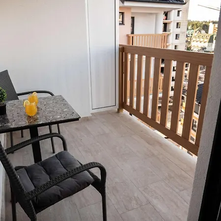 Dnd Lux Sa Garazom Apartment