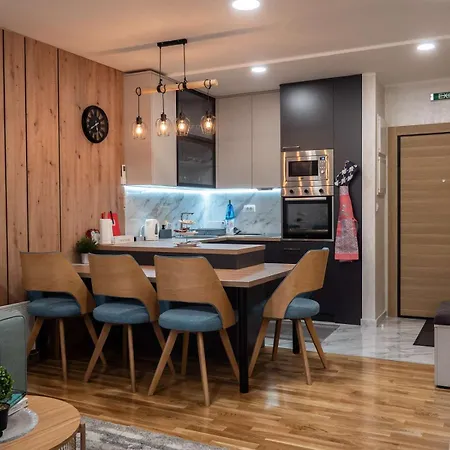 Apartamento Dnd Lux Sa Garazom
