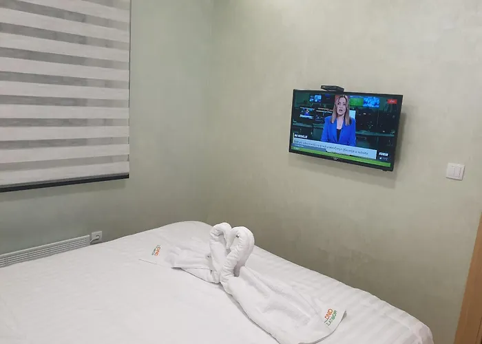 Dnd Lux Sa Garazom *