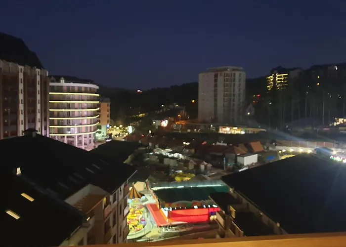 Апартаменты Dnd Lux Sa Garazom *